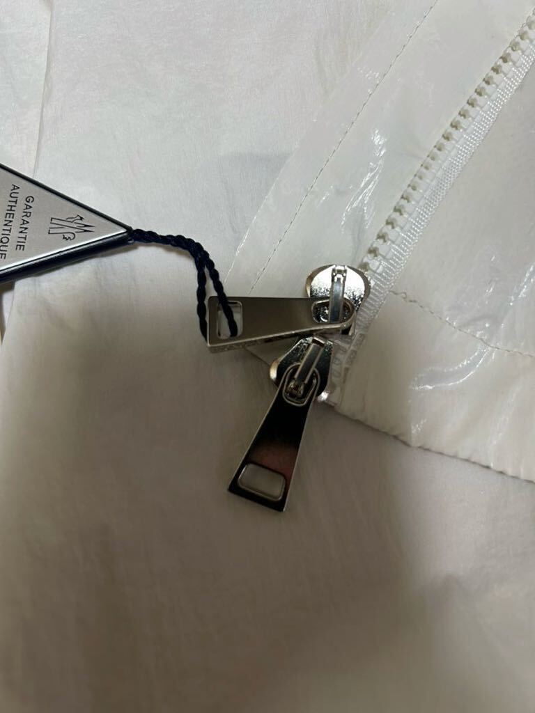 モンクレール★MONCLER★LOUVOIS★フーデッドブルゾン★ロゴワッペン付★2022年★付属品付★正規品★size4★_画像7