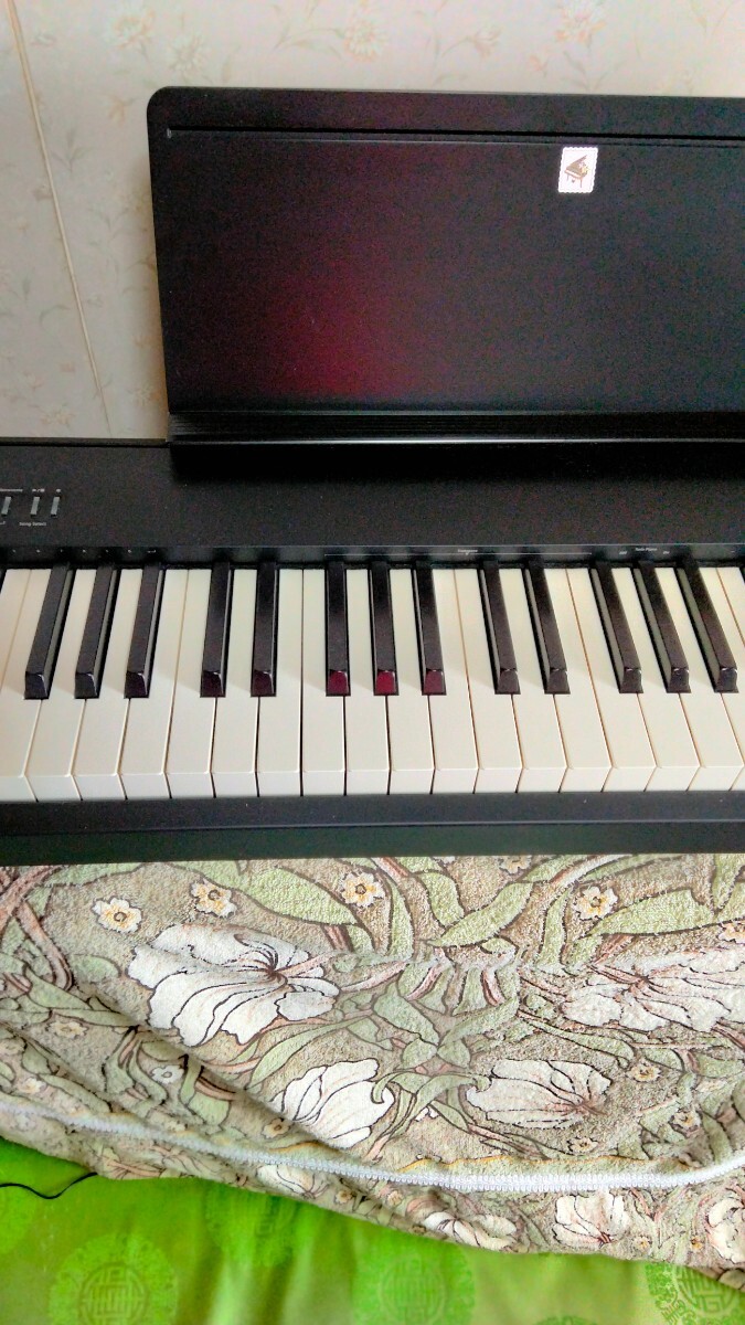 ローランド ROLAND FP30X BK 22年製　電子ピアノ 使用少ない美品 備品丈夫な外箱有り　本州のみ送料無料(他は3000円)　_画像5