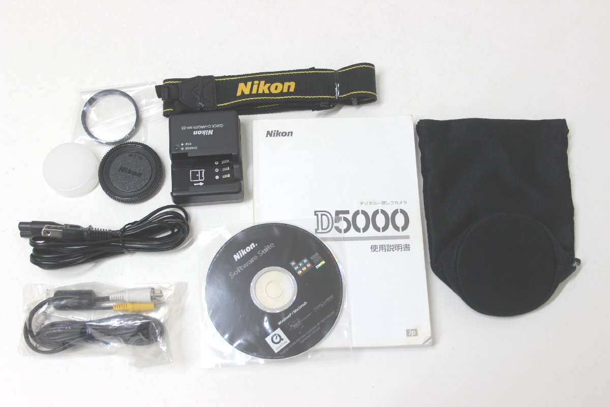 1D370 Nikon ニコン デジタル 一眼レフ カメラ D5000 レンズキット AF-S DX NIKKOR 18-55mm f/3.5-5.6G VR 動作確認済み【ニューポーン】の画像2