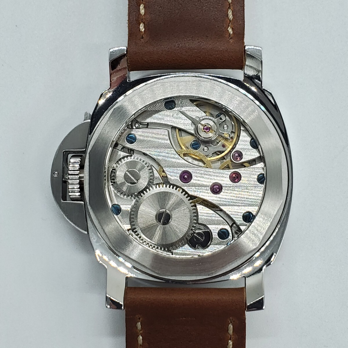 新品 手巻き ノーロゴ メンズ腕時計 ミリタリー 44mm 機械式 シースルーバック アジア製ムーブメントの画像2