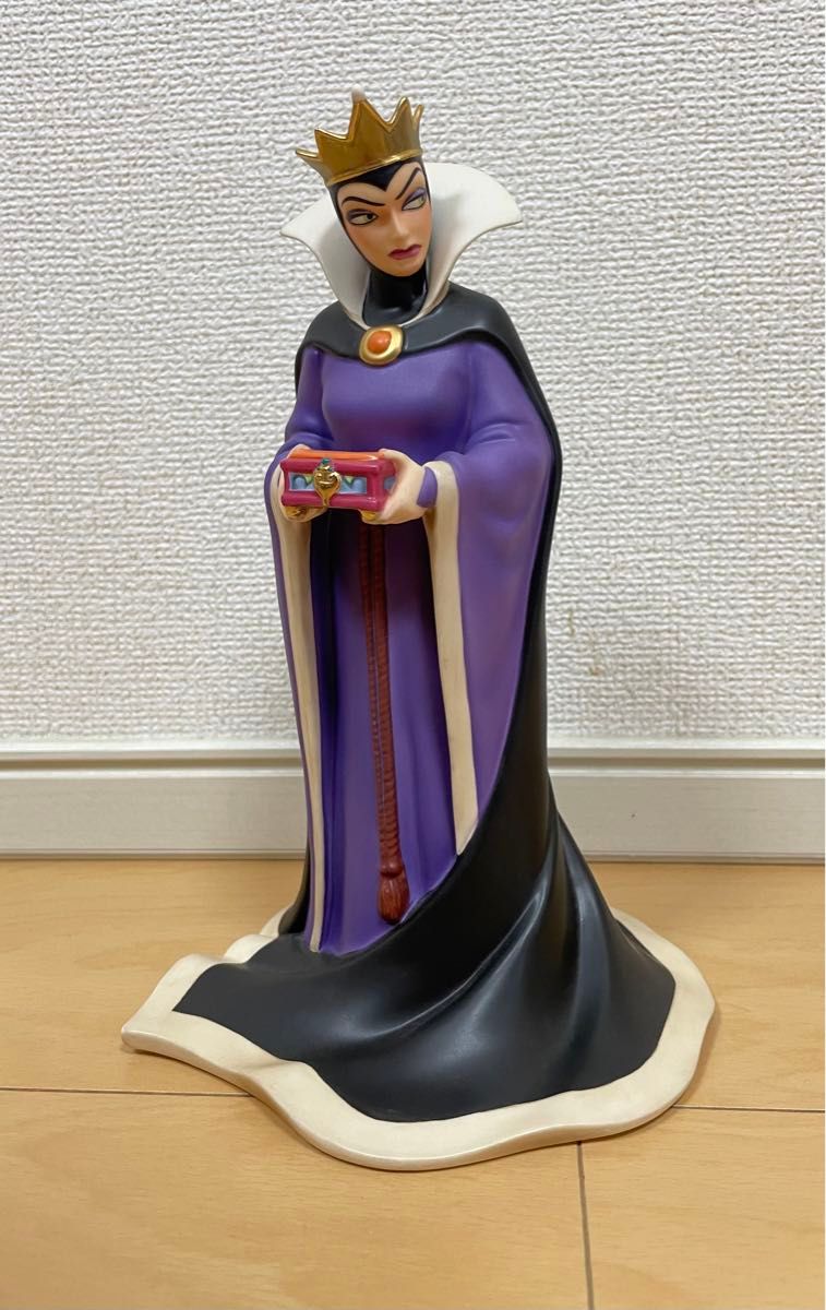 ディズニー　wdcc 白雪姫　女王　限定品　レア　魔女　　エビルクイーン　陶器　フィギュア　置き物