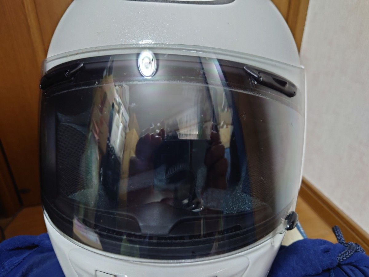 美品 Arai VECTOR　59/60cm 2007年7月製造  ライトスモークシールド 曇り止めシート付き　グラスホワイト