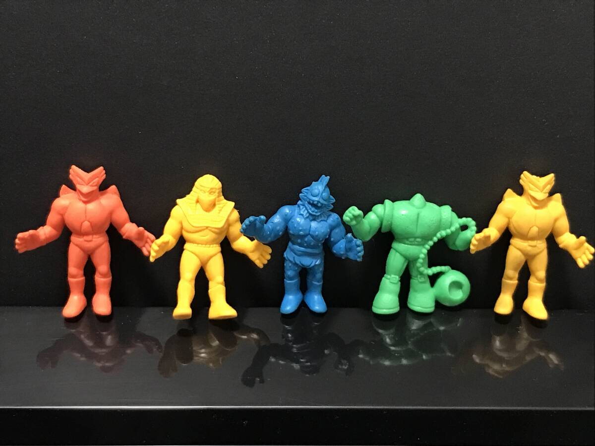  gold erasing Pachi structure shape different series 5 body set that time thing Kinnikuman eraser gold kesi