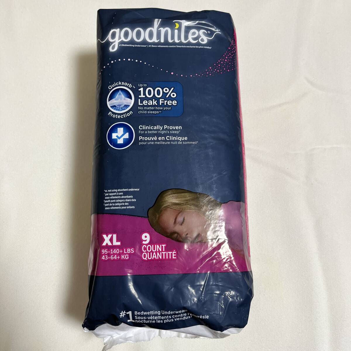 【リニューアル品】【海外の紙おむつ】Goodnites XL(43-64kg) 女の子用 9枚(1パック)【新品未開封】の画像1