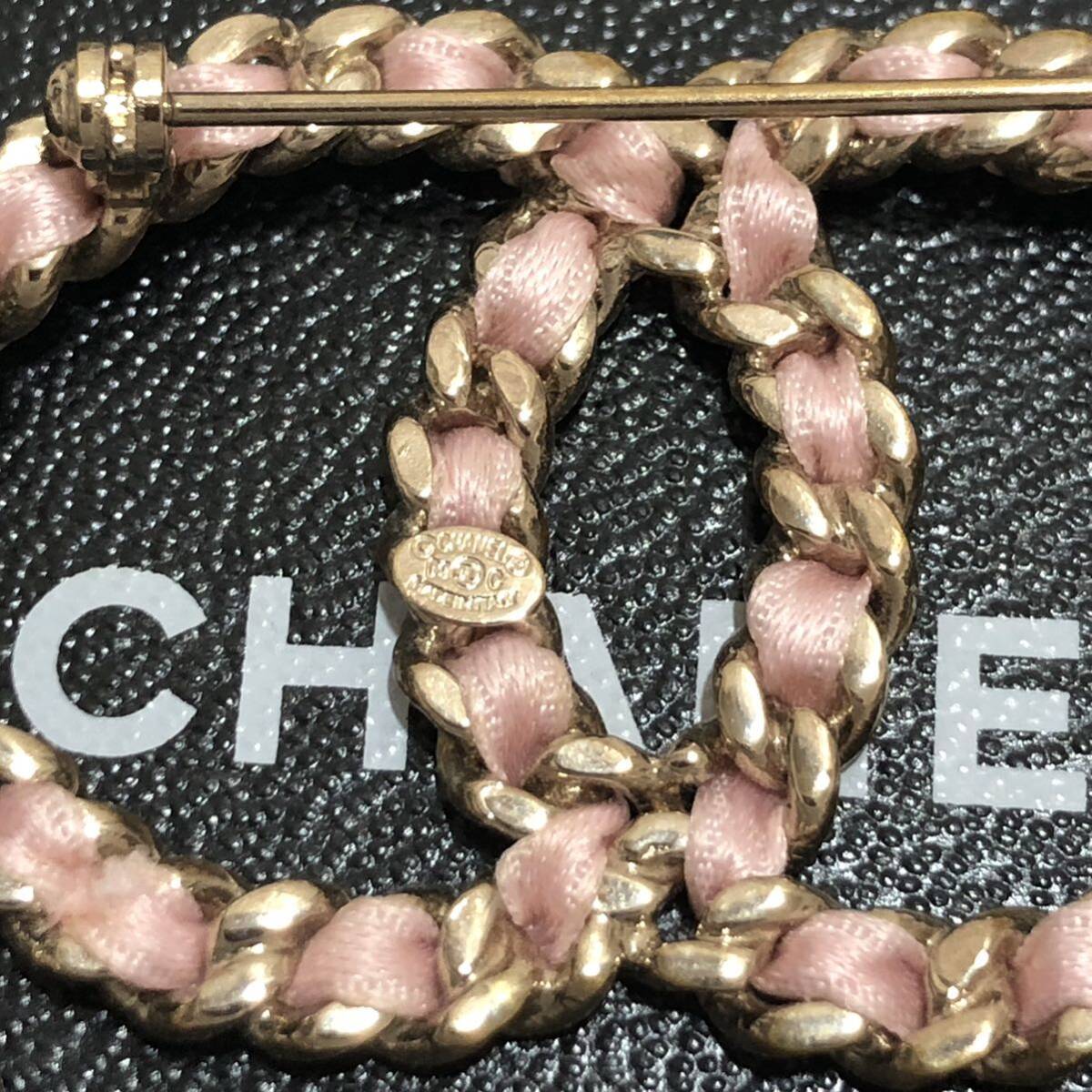  Chanel брошь 09C Heart здесь Mark ( труба OP120 H10 )