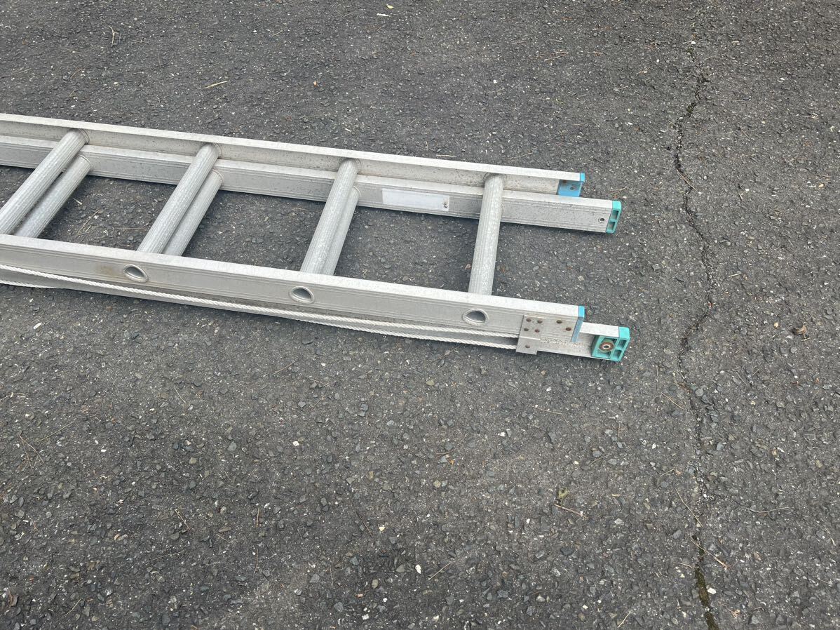 LDW-70pika corporation pica housing for 2 ream ladder 4m25cm~7m31cm 2 ream .. ladder ladder direct dealings only Osaka (metropolitan area) Ibaraki city 