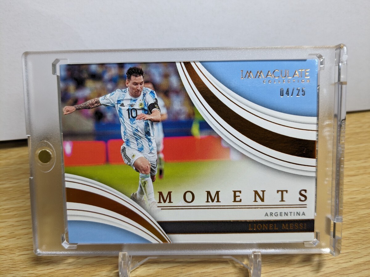 【メッシ Lionel Messi】2022-23 Panini Immaculate（25枚限定） Moments /25 ◆アルゼンチン◆W杯◆レア◆マグホ付きの画像1