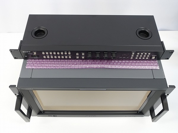 SONY BVM-L170 17型液晶マスターモニター BKM-243HS 2枚 BKM-227W (コンポジット/D1 DualLink HD-SDI/HDMI/DVI) 1080/60p 動作美品 *401881の画像6