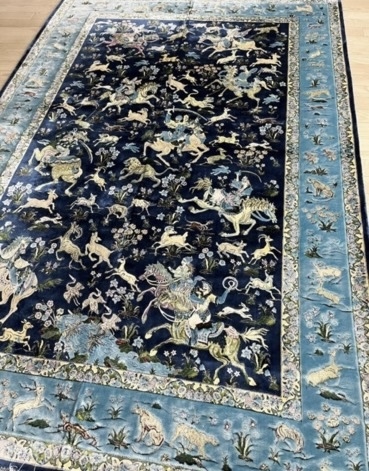 一点のみ 百獣の図 Negin Mashhad Helel工房シルク100％ 最高峰225万ノット イラン産 手織り 高級ペルシャ絨毯 148×223cm の画像3