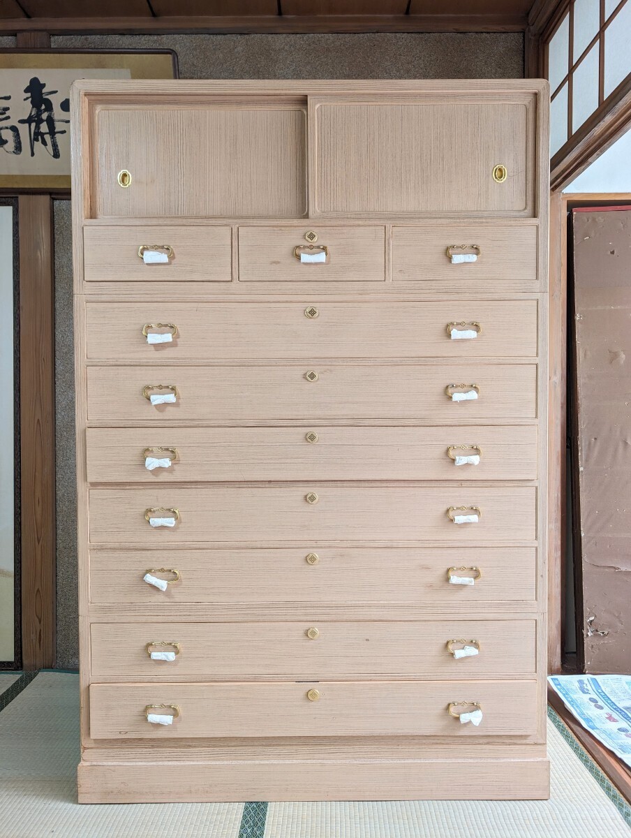 Bibian 比比昂- 【1円スタート】桐箪笥家紋鍵付き衣装箪笥和箪笥 Bibian 比比昂- 【1円スタート】桐箪笥家紋鍵付き衣装箪笥和箪笥