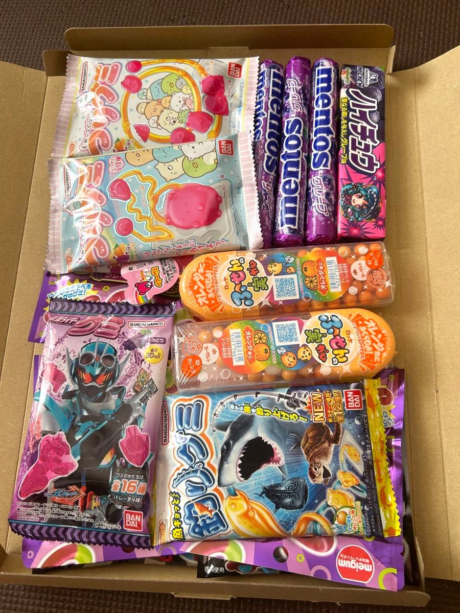 グミ　お菓子18点セット　ガム　メントス　ハイチュウ　駄菓子 お菓子詰め合わせ おまけセット