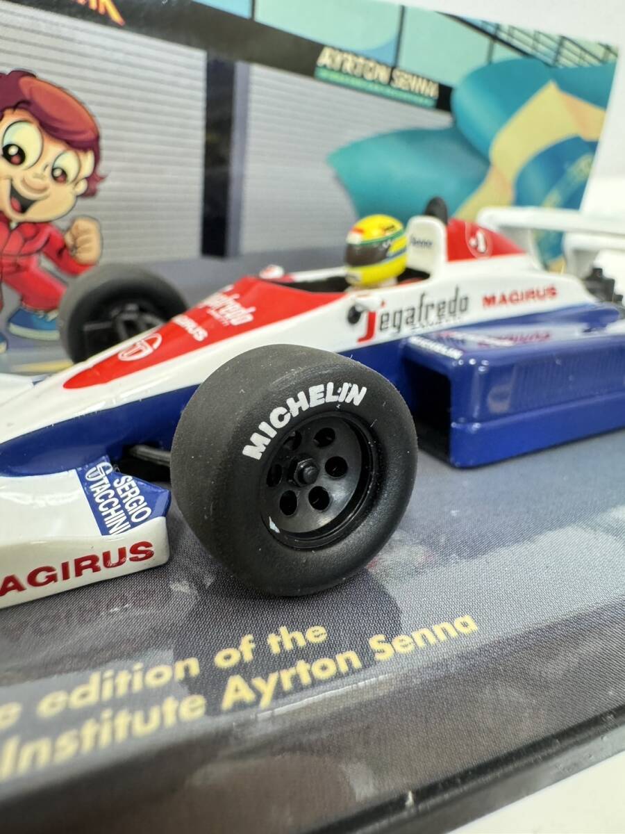 （3）ミニチャンプス 1/43 トールマン アイルトン・セナ TG184/1984 ミニカー 車 おもちゃ アンティーク コレクションの画像5