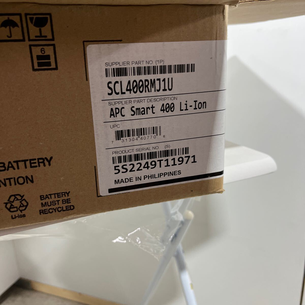 [ present condition goods ]APC Smart-UPS 400 Li-Ion 400VA/400W lithium ion SCL400RMJ1U Uninterruptible Power Supply 