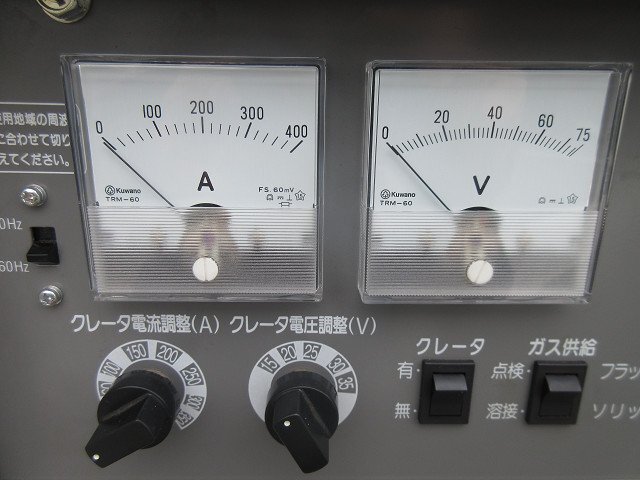 ▲▽7776　状態良好　Panasonic　パナソニック　サイリスタ制御CO2/MAG溶接機　YD-350KR2　/YW-35KB3　2023年製　半自動溶接△▼_画像3