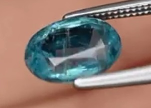 【美麗】1.57カラット スリランカ産ピーコックブルー・カイヤナイトの画像2