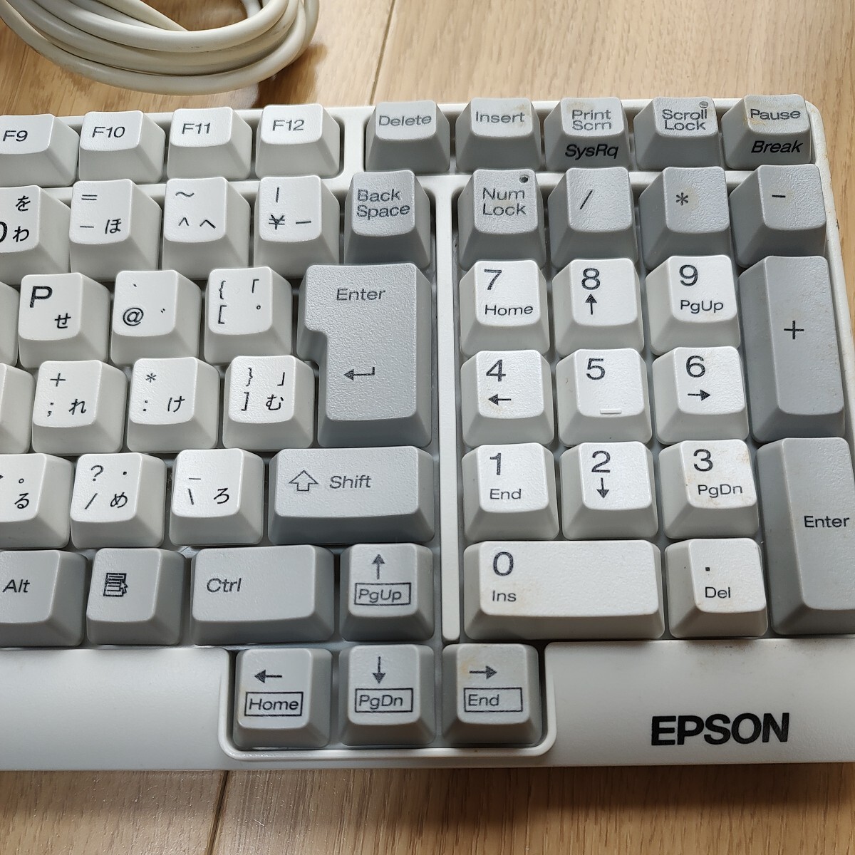 EPSON PS/２キーボード KB-0626の画像4