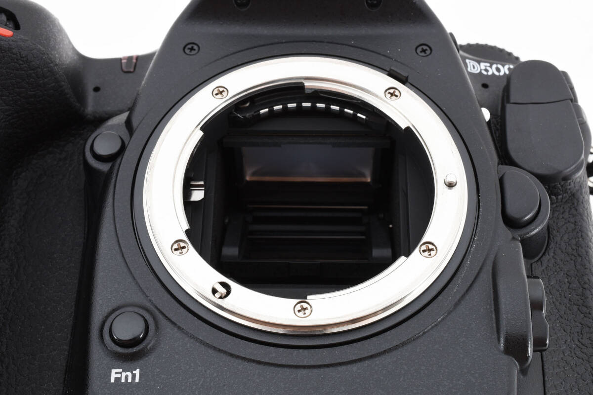 Yahoo!オークション - 美品【NIKON】D500 ボディ ニコン 管理 Yahoo!オークション - 美品【NIKON】D500 ボディ ニコン 管理