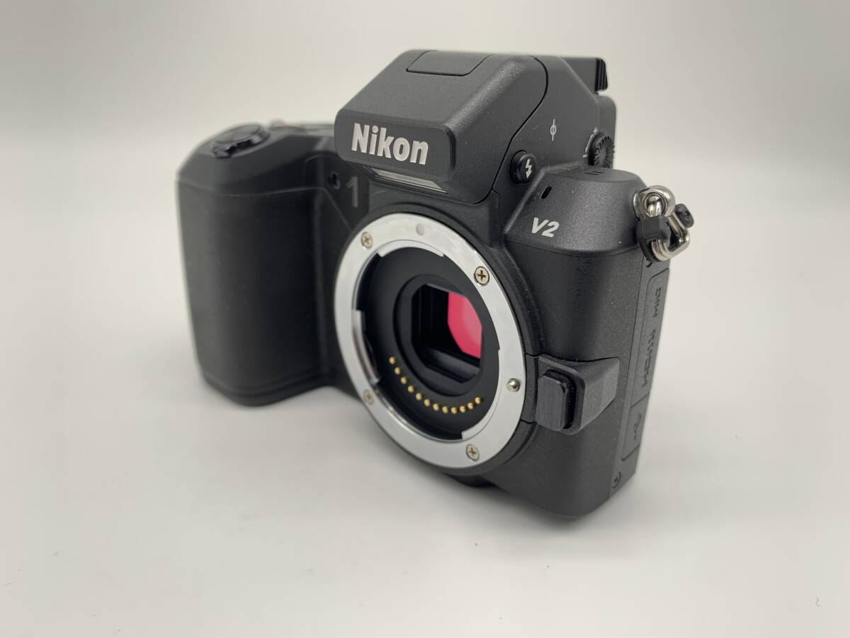 ☆美品【NIKON】NIKON1 V2 ボディ ショット数300未満 ニコン 管理番号 : 3419の画像2