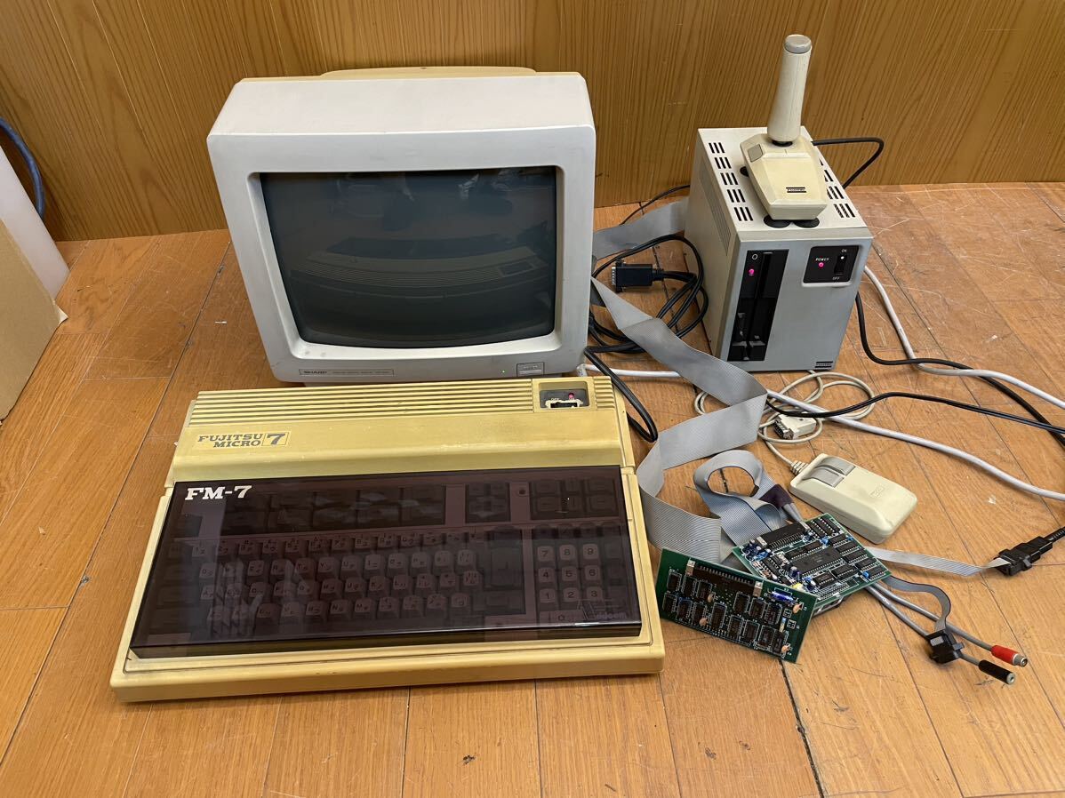 Yahoo!オークション - 通電OK FUJITSU MICRO 7 5インチFDD Yahoo!オークション - 通電OK FUJITSU MICRO 7 5インチFDD