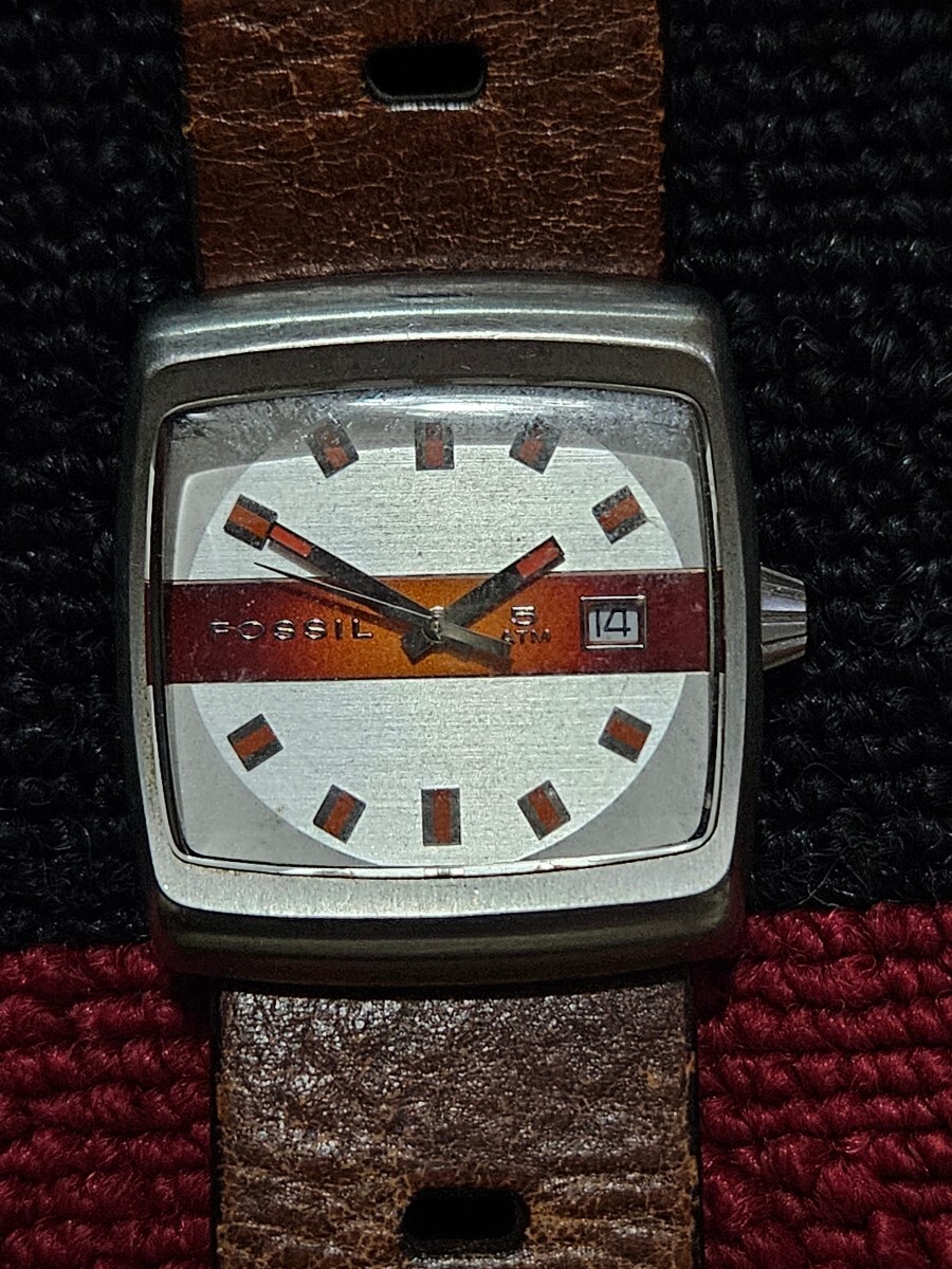 FOSSIL フォッシル時計　メンズ腕時計　ブラック　スクエア　革バンド A0821_画像1