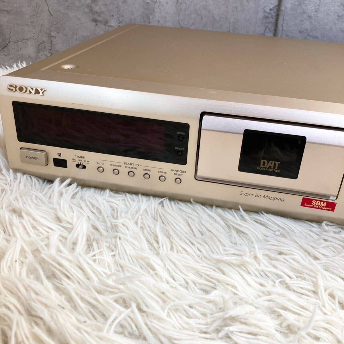 SONY デジタルオーディオテープデッキ DTC-ZE700 ジャンク DATの画像7