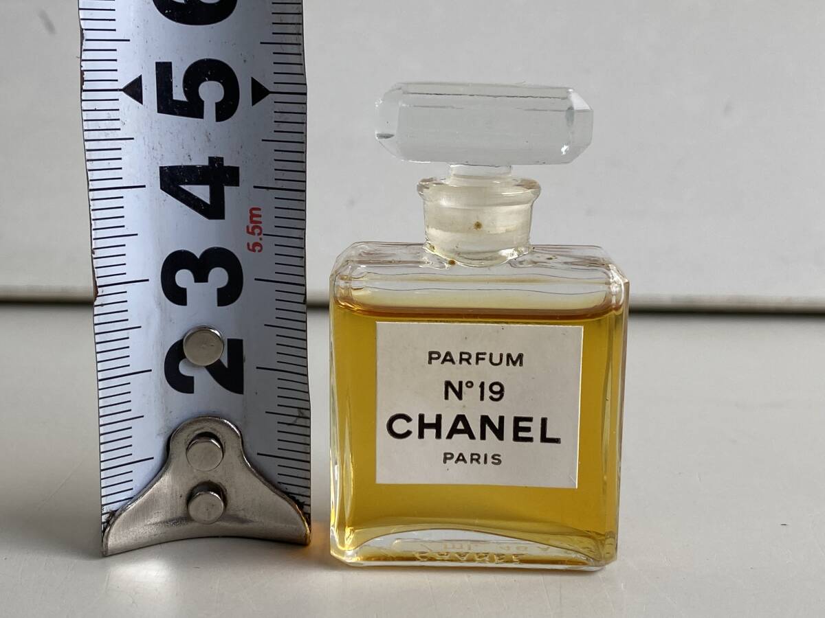 Ht553◆CHANEL シャネル◆香水 フレグランス ボディローション レディース PARIS LOTION №5 PARFUM №19 7ml 46A 箱付の画像6