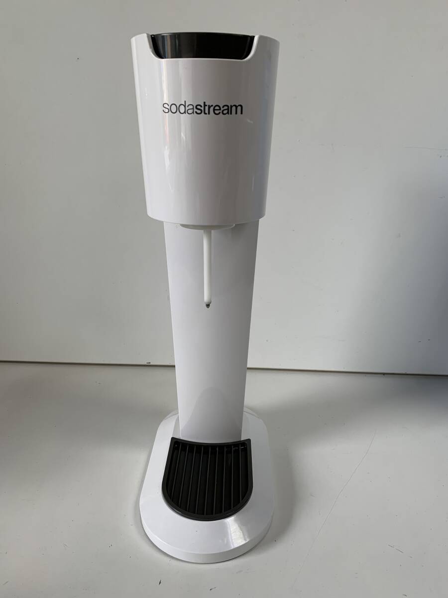 Ku703◆SodaStream ソーダストリーム◆炭酸水メーカー GENESIS ジェネシス v2 G100 5053 炭酸ガスカートリッジ スパークリング 箱付の画像2