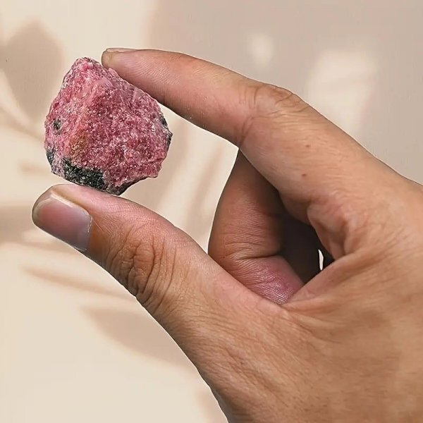 ロードナイト原石　3～5cm 1個 天然石 　パワーストーン　 鉱物　原石　ルース 標本　宝石　!_画像3