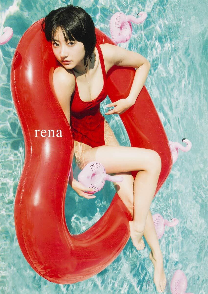 武田玲奈　　2nd写真集 『 rena 』 (集英社 刊)_画像1