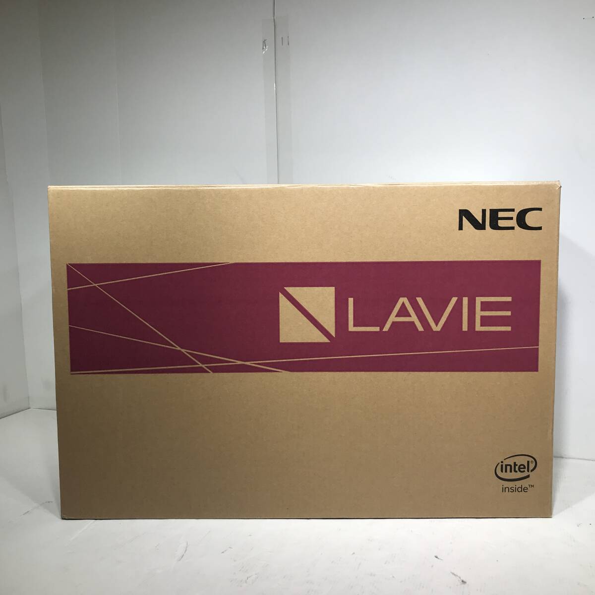 NEC LAVIE Home All-in-one PC-HA770/RAW WHの画像1