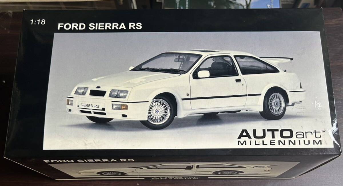 1/18 オートアート フォード シエラ RS ホワイト autoart ford sierra rs の画像5