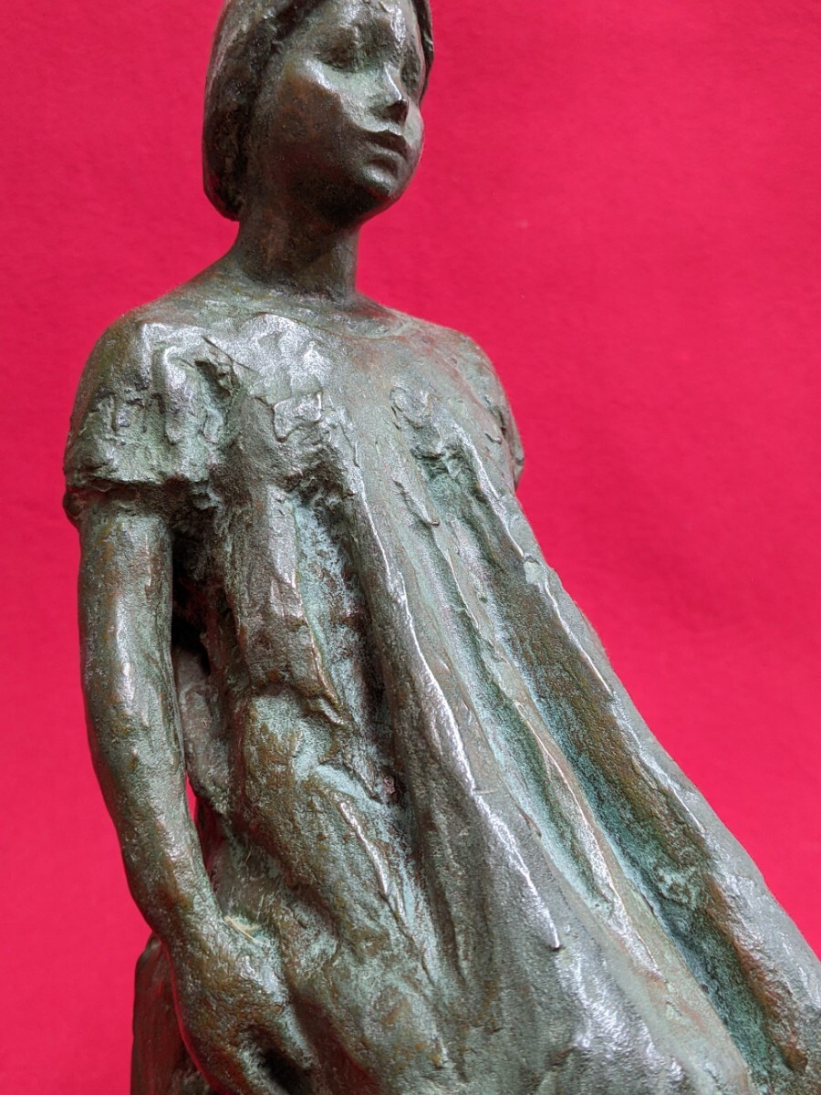 黒田嘉治 ブロンズ像 「小品」 少女像 高29cm 重4.6kg の画像8