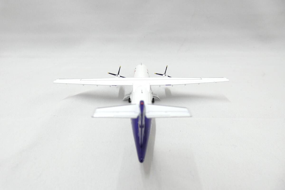 28566 ★ Gemini200 ATR-72-200 1:200スケール FedEx G2FDX426 N812FX 飛行機 模型 フィギュア ★ 長期保管品_画像6