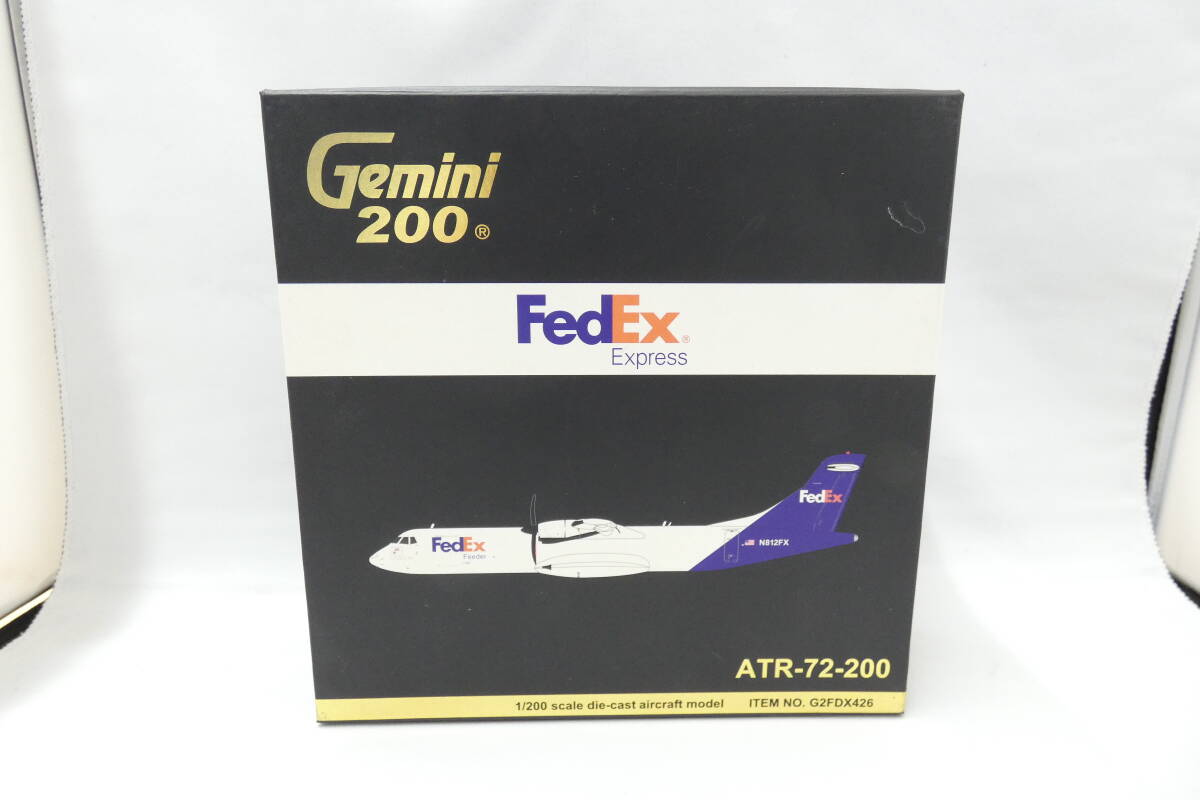 28566 ★ Gemini200 ATR-72-200 1:200スケール FedEx G2FDX426 N812FX 飛行機 模型 フィギュア ★ 長期保管品_画像1