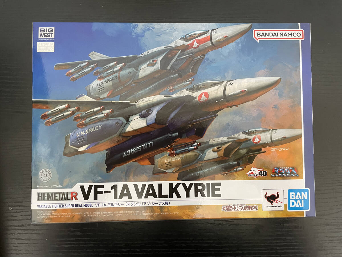 HI-METAL R 超時空要塞マクロス VF-1A バルキリー マクシミリアン・ジーナス機の画像1