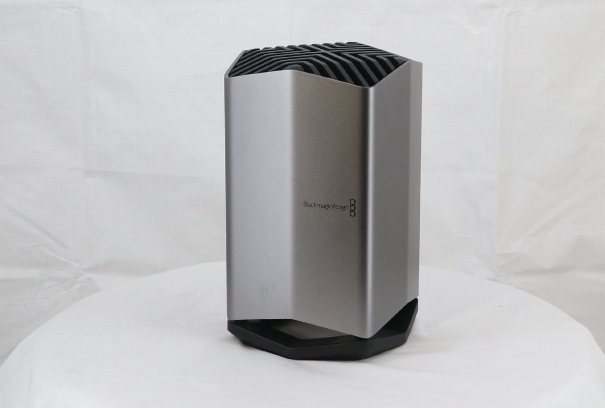 BlackmagicDesign Blackmagic eGPU Pro Vega 56 2084041647■現状品