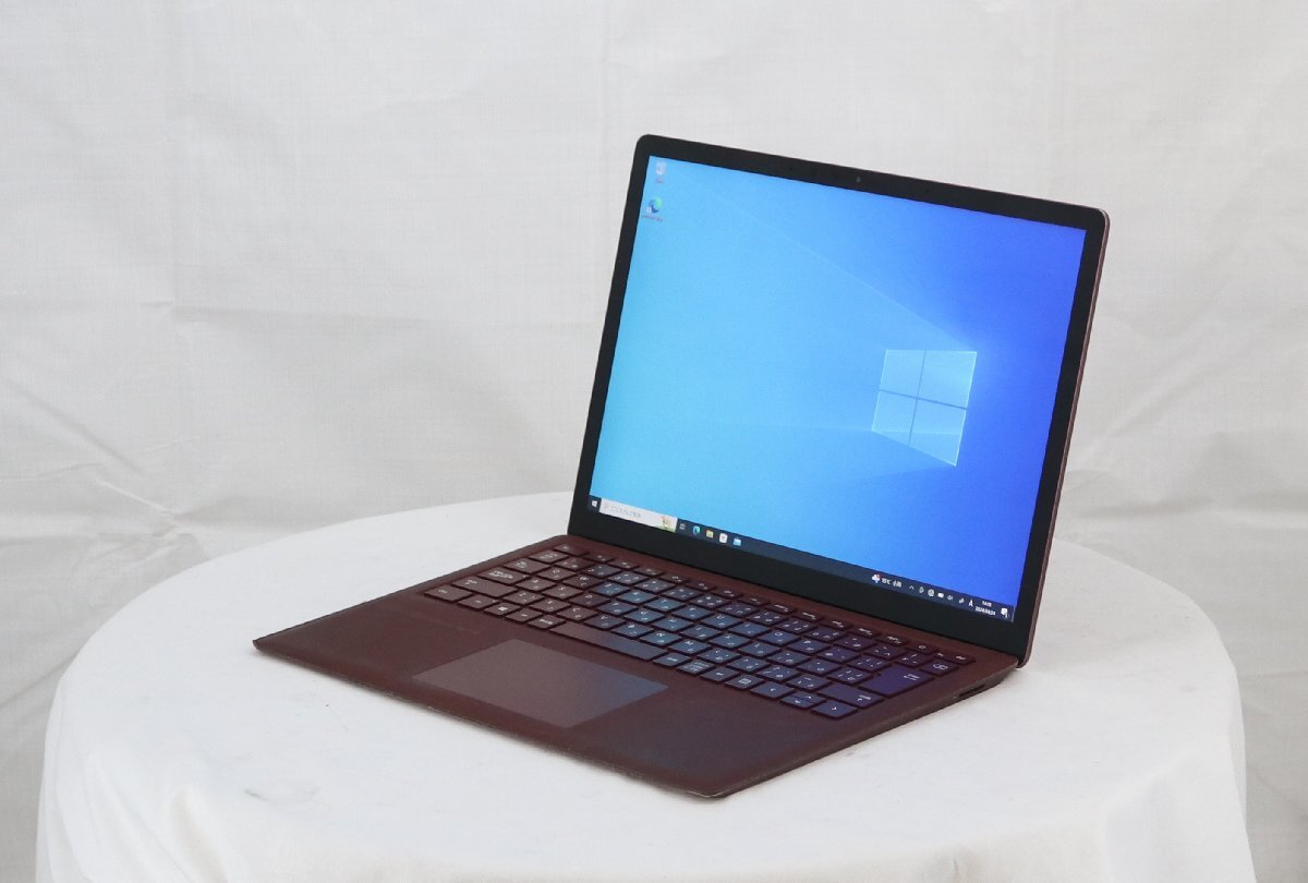 Microsoft 1769 Surface Laptop Win10　Core i5 7200U 2.50GHz 8GB 256GB(SSD)■1週間保証_画像1