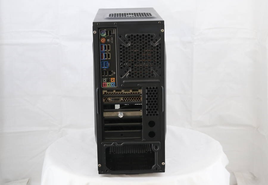 自作PC GA-X79-UP4 -　Core i7 3970X 3.50GHz 8GB■現状品_画像3