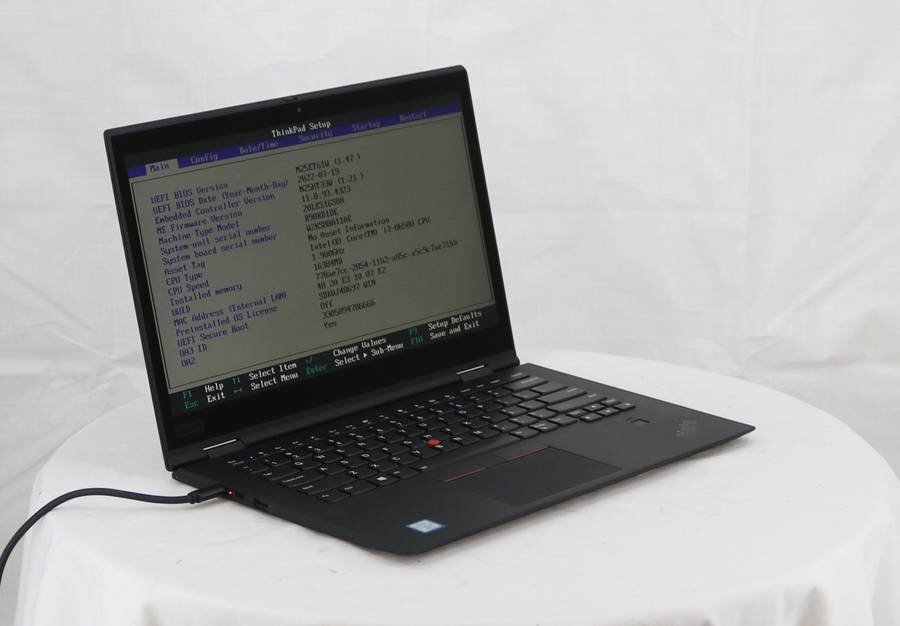 lenovo 20LES1GS0X ThinkPad X1 Yoga Core i7 8650U 1.90GHz 16GB ■現状品の画像2