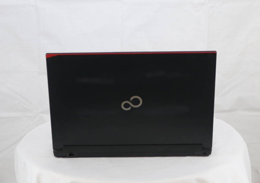 FUJITSU FMVA26005 LIFEBOOK A577/S Core i3 7130U 2.70GHz 4GB 500GB■現状品の画像3