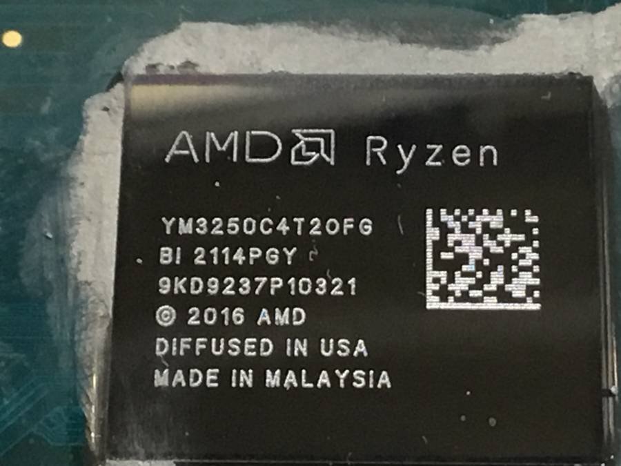 hp 14s-dk1060AU Laptop AMD Ryzen 3 3250U with Radeon Graphics 2.60GHz■現状品の画像7