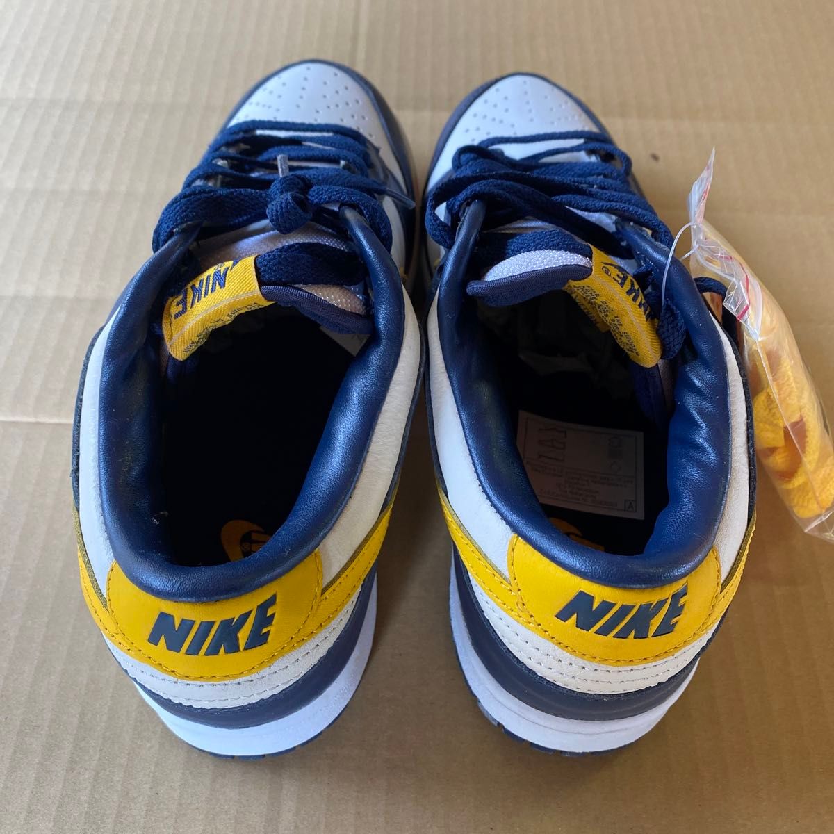 ナイキ　ダンク　ロー　27cm. 未使用　ホワイト　ネイビー NIKE DUNK LOW スニーカー RETRO