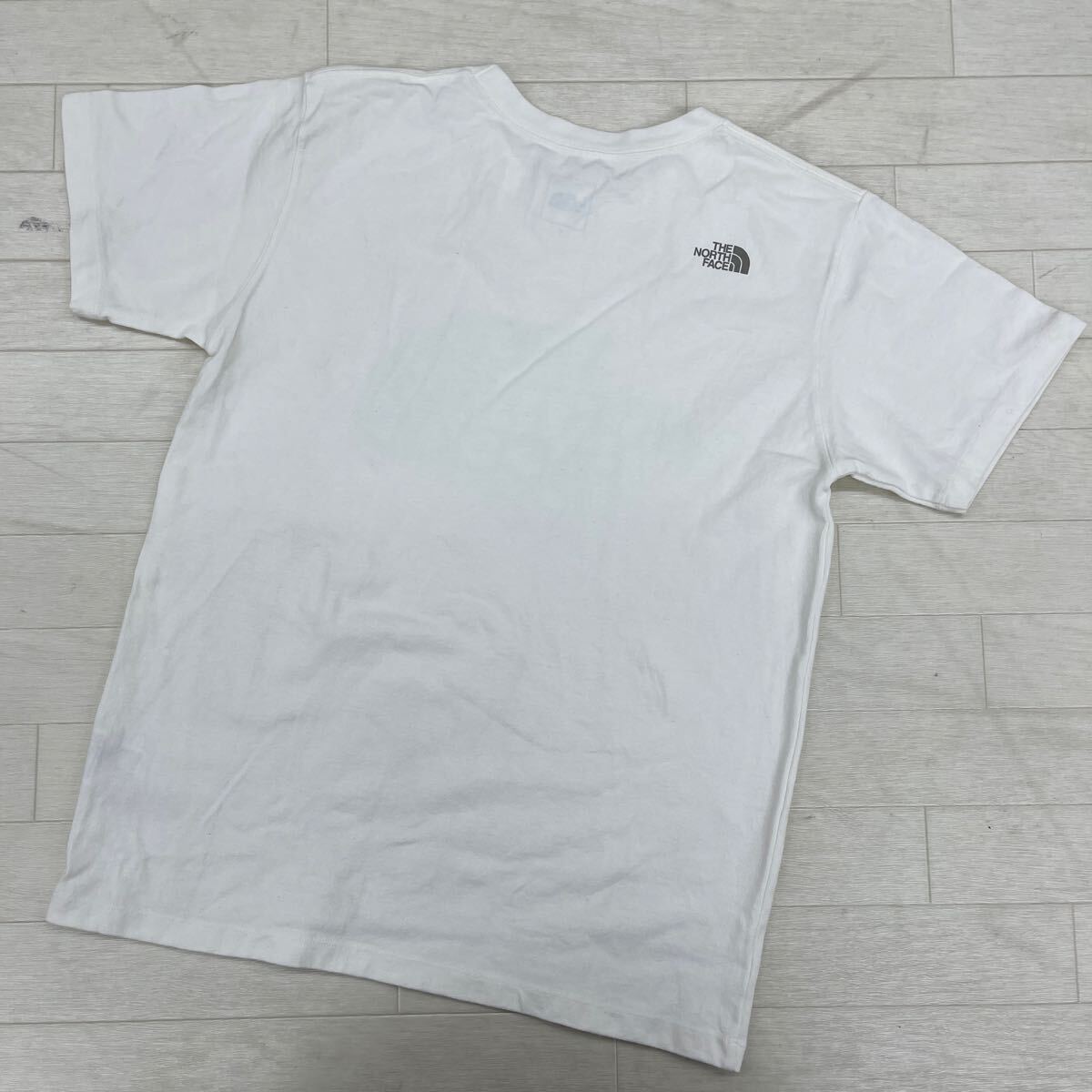 1412◎ THE NORTH FACE ザ ノースフェイス トップス Tシャツ カットソー 半袖 クルーネック ビック ロゴ プリント ホワイト メンズM_画像2