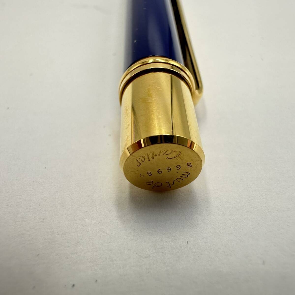 D111-SK18-108 Cartier カルティエ 回転式ボールペン ブルー×ゴールドカラー 筆記用具 文房具 箱付き ①の画像6