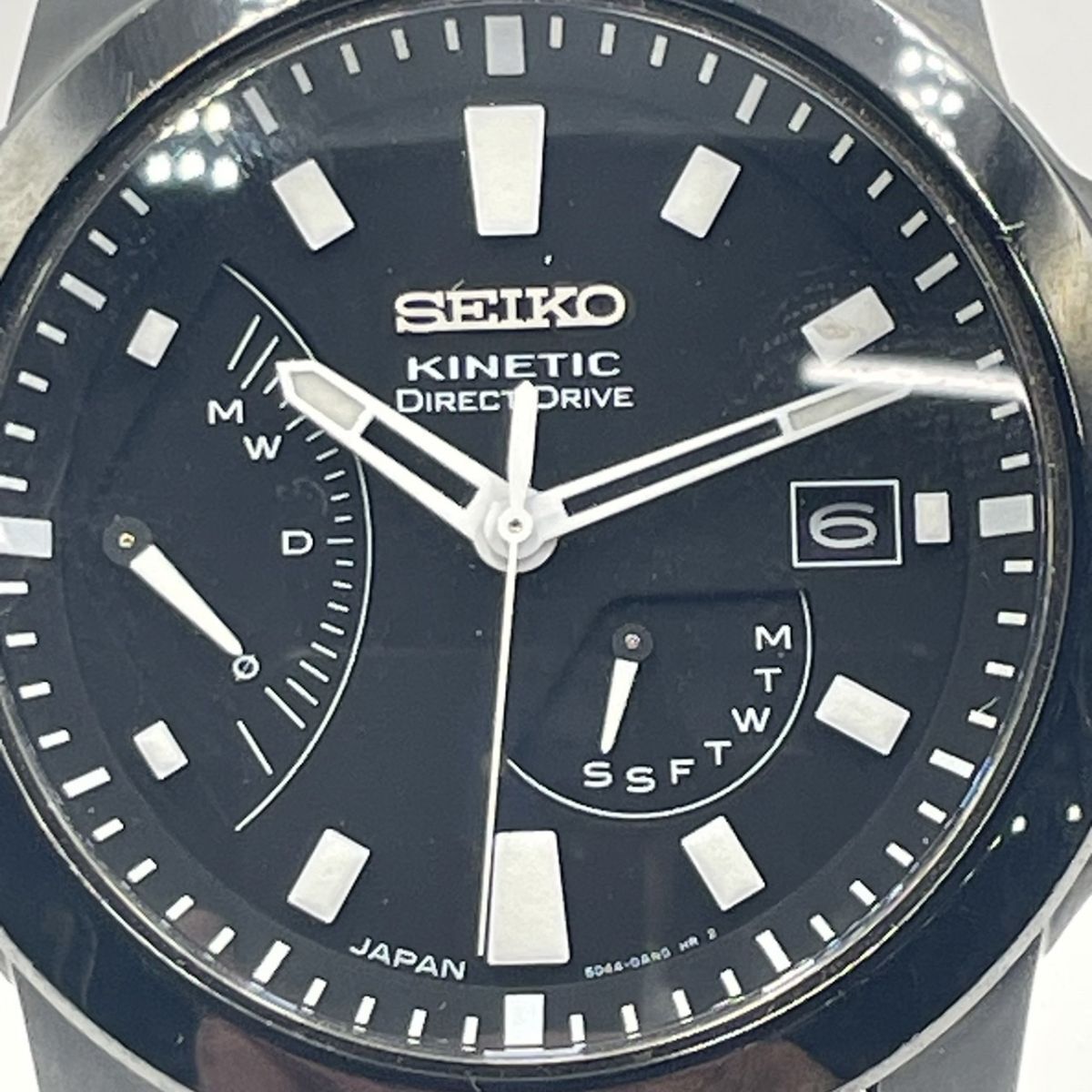 E177-SK10-608 ◎ SEIKO セイコー KINETIC キネティック メンズ腕時計 5D44-0AG0 自動巻き デイト ブラック文字盤 フェイス約40mm 稼働 ①の画像1