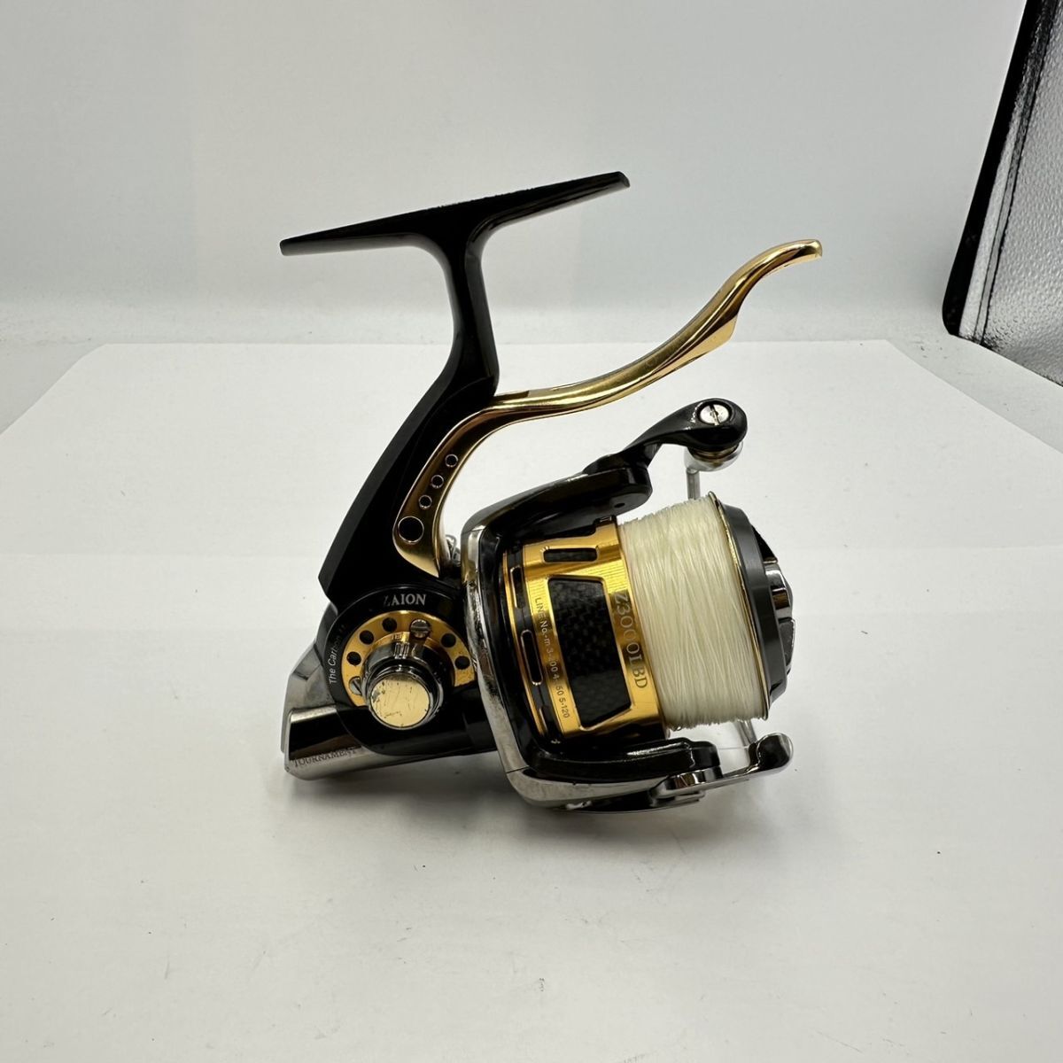 S827-I37-3668 Daiwa ダイワ TOURNAMENT トーナメント Z3000LBD スピニングリール 釣り具 フィッシング タックル ①_画像3