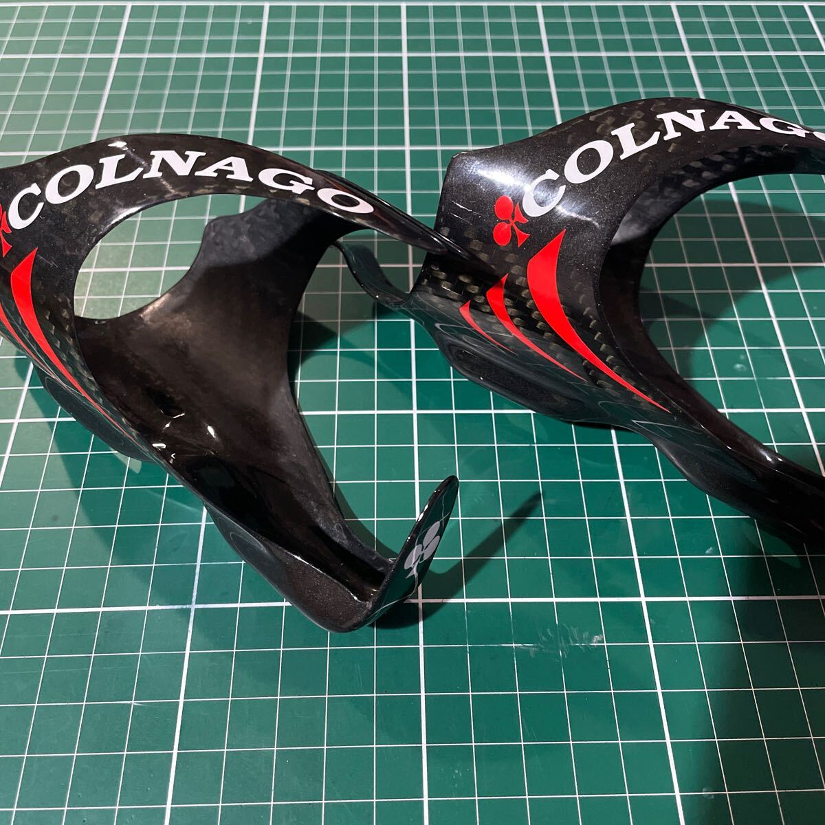 COLNAGO カーボンボトルケージ 形がカッコいい！ 黒 コルナゴ 軽量 美品_画像7