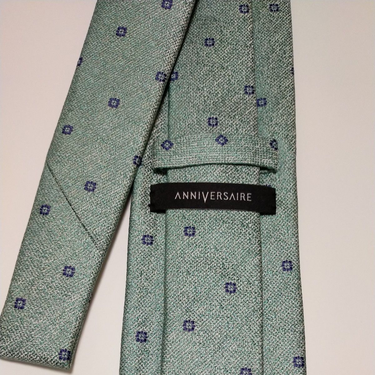 新品ブランドネクタイ 超お買い得品！高品質ネクタイ 日本製 シルク100% 超特価！タグ付き  高級ネクタイ 破格