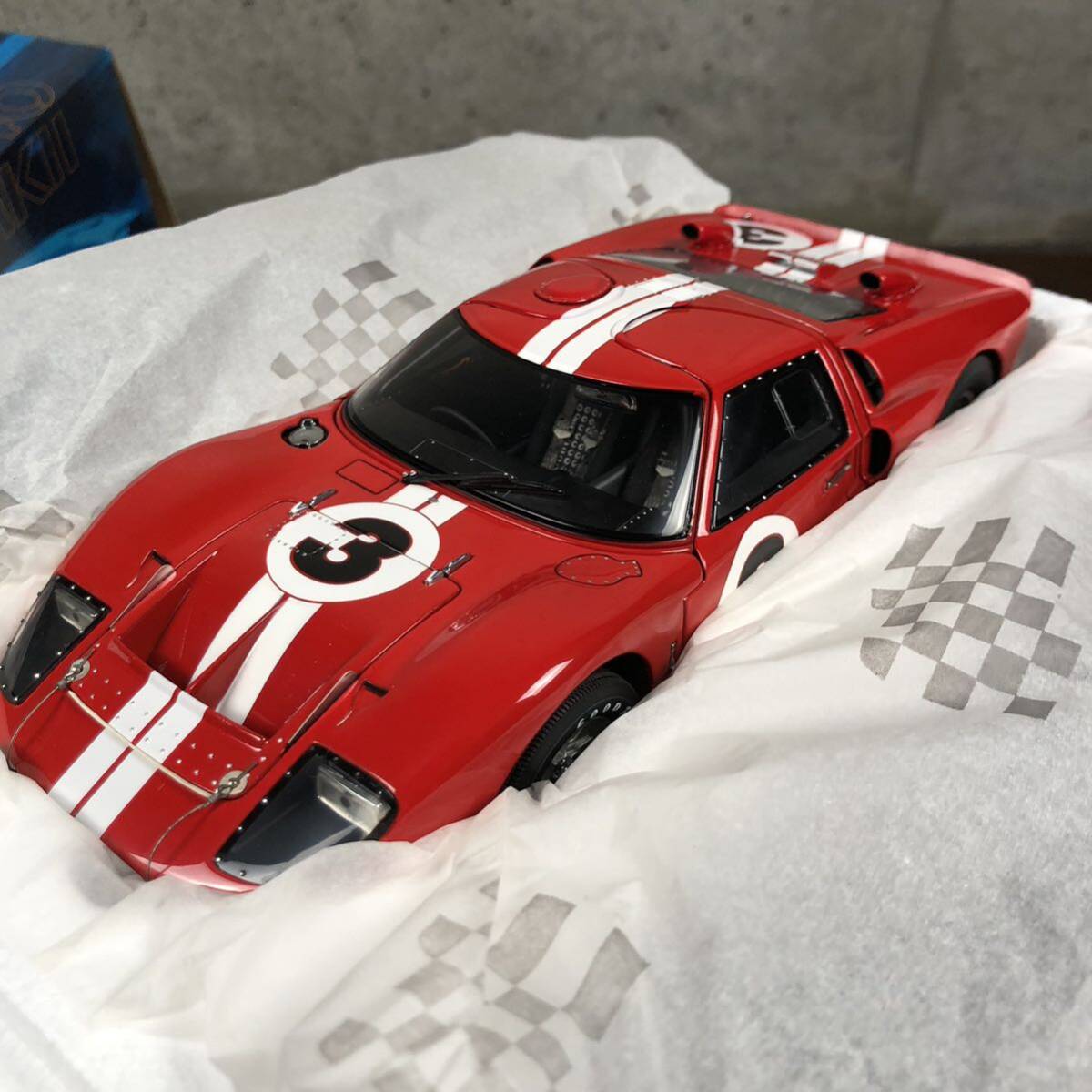 エグゾト exoto 1/18 フォードGT40 Mk.2 #3 【RLG18044】FORD GT40 Mk.Ⅱ ミニカー 美品　送料無料