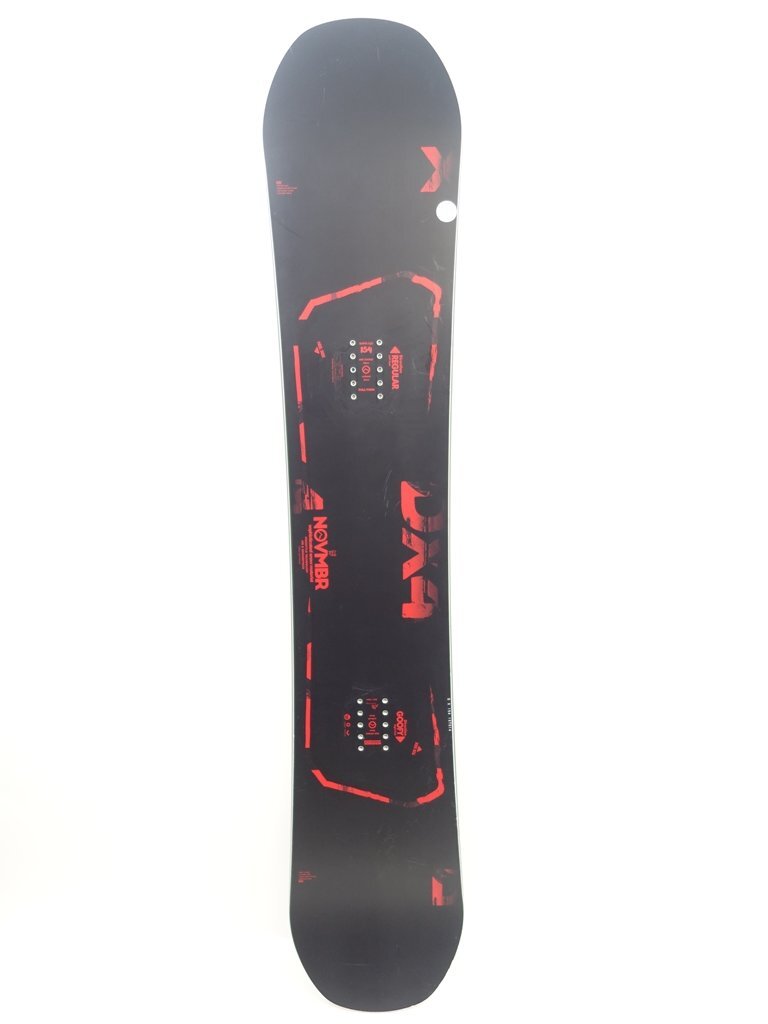 Bibian 比比昂- 中古国産21/22 November DX4 154cm スノーボード Bibian 比比昂- 中古国産21/22 November DX4 154cm スノーボード